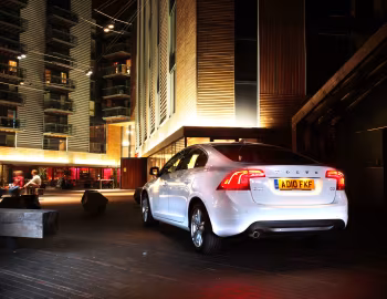 Volvo S60 D3 [UK-spec] '2010–13