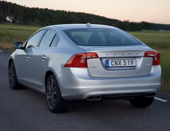 Volvo S60 D4 [Worldwide] '2013–18