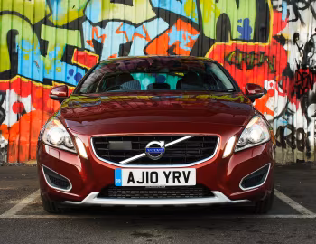 Volvo S60 D5 [UK-spec] '2010–13
