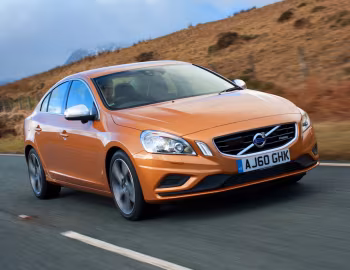 Volvo S60 D5 R-Design [UK-spec] '2010–13