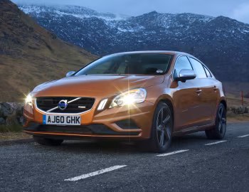 Volvo S60 D5 R-Design [UK-spec] '2010–13