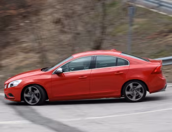 Volvo S60 R-Design '2010–13