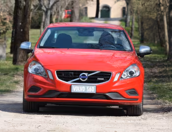 Volvo S60 R-Design '2010–13