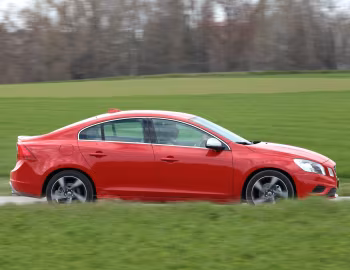 Volvo S60 R-Design '2010–13