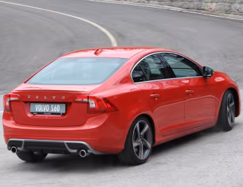Volvo S60 R-Design '2010–13