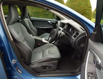 Intérieur Volvo S60 T4 [Japan] '2013–18