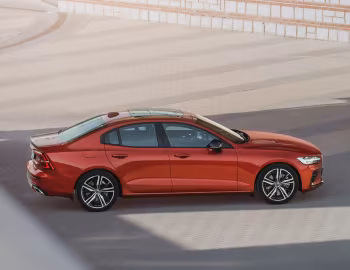 Volvo S60 T4 R-Design [Worldwide] '2018–pr.