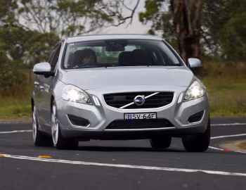 Volvo S60 T6 [Australia] '2011–13