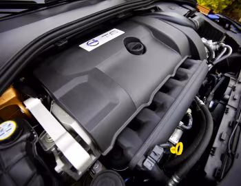 Sous la capuche 2011–13 Volvo S60 T6 [North America] '2010–13