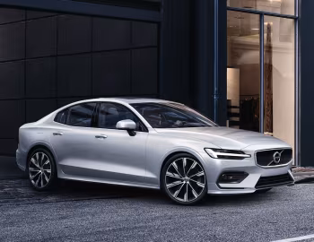 Volvo S60 T6 Momentum [Worldwide] '2018–pr.