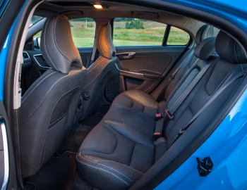 Intérieur Volvo S60 T6 R-Design [Worldwide] '2010–13