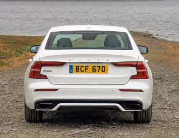 Volvo S60 T8 Polestar Engineered [UK-spec] '2019–pr.