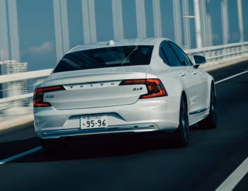 Volvo S90 B6 AWD Inscription [Japan] '2021–pr.