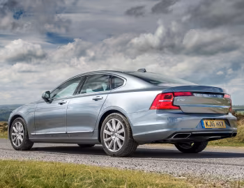 Volvo S90 D4 Inscription [UK-spec] '2016–20