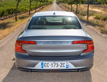 Volvo S90 D4 Inscription [Worldwide] '2016–20