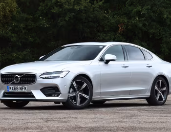 Volvo S90 D4 R-Design [UK-spec] '2016–20