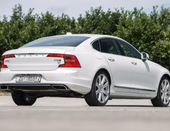 Volvo S90 D5 Inscription [Worldwide] '2016–20