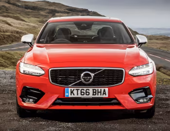 Volvo S90 D5 R-Design [UK-spec] '2017–20