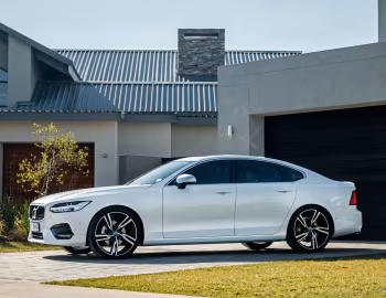 Volvo S90 D5 R-Design [South Africa] '2017–20