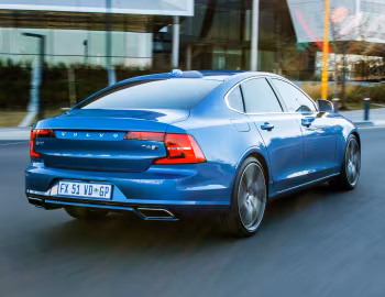 Volvo S90 T6 R-Design [South Africa] '2017–20