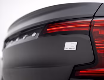 Volvo S90 T8 AWD Recharge Inscription [UK-spec] '2020–pr.