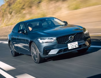 Volvo S90 T8 AWD Recharge R-Design [Japan] '2021–pr.