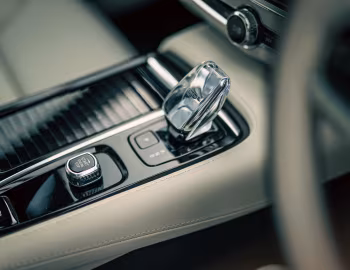 Intérieur Volvo S90 T8 AWD Recharge R-Design [Japan] '2021–pr.
