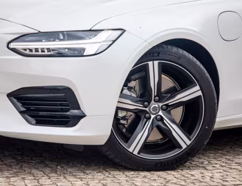 Volvo S90 T8 R-Design [Worldwide] '2018–20
