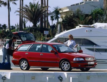 Volvo V40 [Worldwide] '1996–07.2000