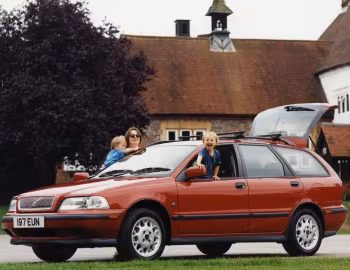 Volvo V40 [UK-spec] '1996–2000