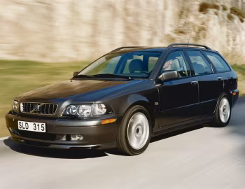 Volvo V40 [Worldwide] '2002–04