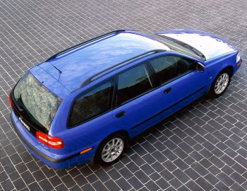 Volvo V40 [Australia] '1999–2002