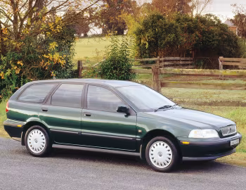 Volvo V40 [Australia] '1997–2000
