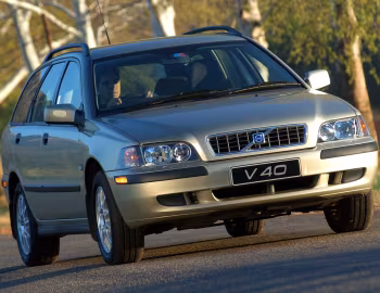 Volvo V40 [South Africa] '2002–04