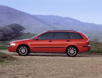 Volvo V40 [Worldwide] '1999–2002
