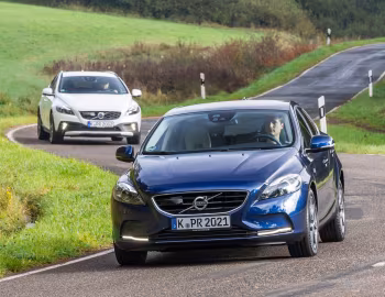Volvo V40 '2012–16