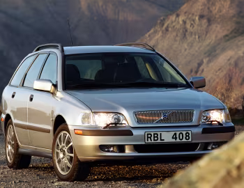 Volvo V40 [Worldwide] '1999–2002