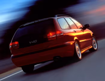 Volvo V40 [Worldwide] '1999–2002