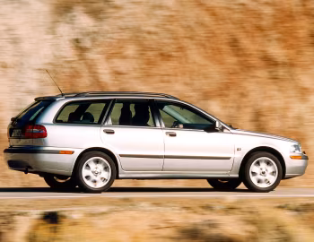 Volvo V40 [Worldwide] '1999–2002