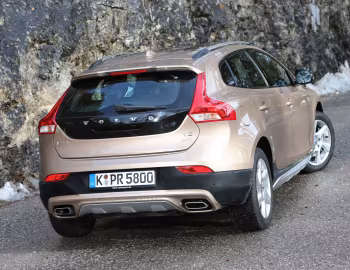 Volvo V40 Cross Country T5 [Worldwide] '2012–16