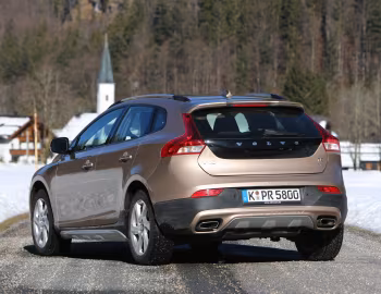 Volvo V40 Cross Country T5 [Worldwide] '2012–16
