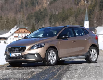 Volvo V40 Cross Country T5 [Worldwide] '2012–16