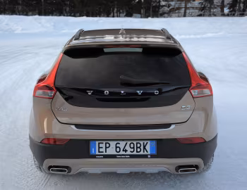 Volvo V40 Cross Country D3 [Worldwide] '2012–16
