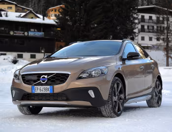 Volvo V40 Cross Country D3 [Worldwide] '2012–16