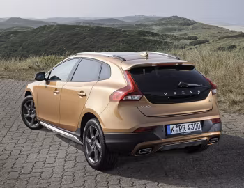 Volvo V40 Cross Country D3 [Worldwide] '2012–16
