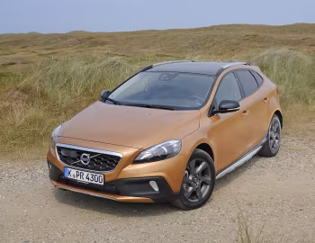 Volvo V40 Cross Country D3 [Worldwide] '2012–16