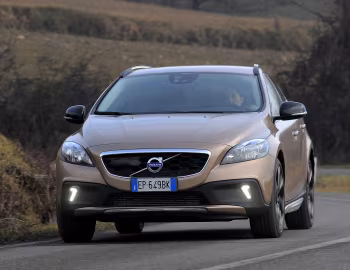 Volvo V40 Cross Country D3 [Worldwide] '2012–16
