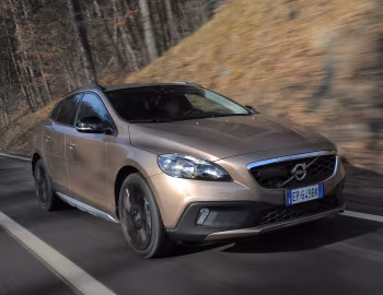 Volvo V40 Cross Country D3 [Worldwide] '2012–16