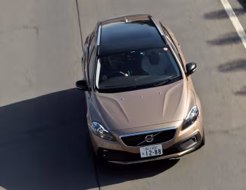 Volvo V40 Cross Country T5 [Japan] '2013–16