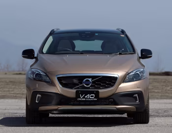 Volvo V40 Cross Country T5 [Japan] '2013–16